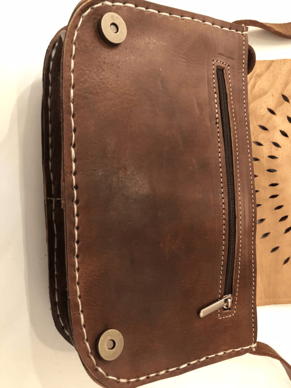 Berber Ledertasche, Hippie Style mit Punzierte Satteltasche mit geschnitzten Details