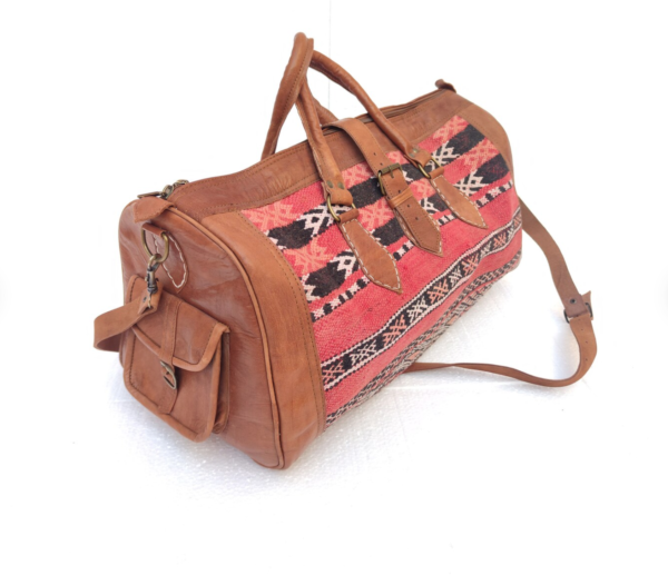 Handwerkskunst und moderner Lifestyle aus Marrakech Reisetasche Weekender im Boho Style